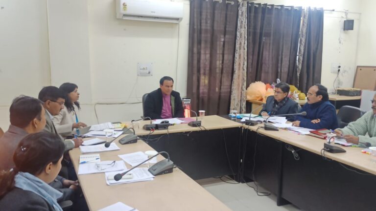 बड़ी खबर- शिक्षा विभाग में दस हजार पदों पर होगी भर्ती, प्रवक्ता और एलटी के 2208 पदों का अधियाचन आयोग को भेजा