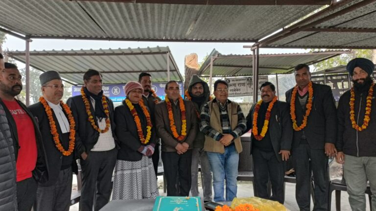 कांग्रेस प्रदेश प्रवक्ता डॉ गणेश उपाध्याय ने सितारगंज बार एसोसिएशन के जीते हुए पदाधिकारी का किया स्वागत 