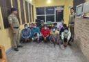 शराबियों की बारात लेकर लगातार थाने पहुंच रही दून पुलिस की बस सेवा