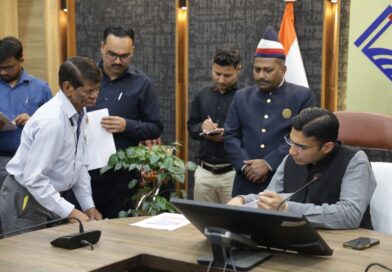 फीस जमा न होने पर स्कूल ने किया परीक्षा से बाधित, डीएम सविन बंसल ने प्रोजेक्ट नंदा-सुंनदा से दी विदुषी की फीस 