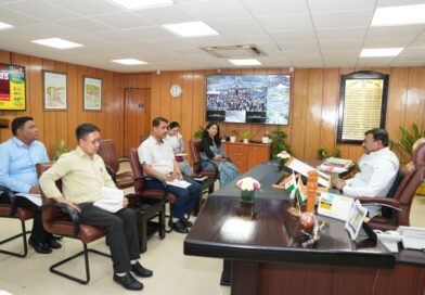 मुख्य सचिव आनंद बर्द्धन ने ली समीक्षा बैठक, प्रदेश में आवश्यक वस्तुओं की कीमतों और उपलब्धता की जांची जमीनी हकीकत  