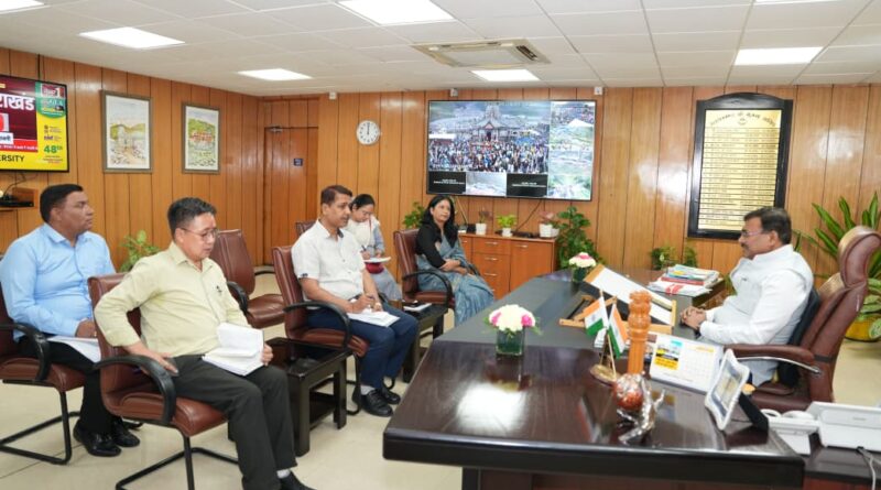 मुख्य सचिव आनंद बर्द्धन ने ली समीक्षा बैठक, प्रदेश में आवश्यक वस्तुओं की कीमतों और उपलब्धता की जांची जमीनी हकीकत  