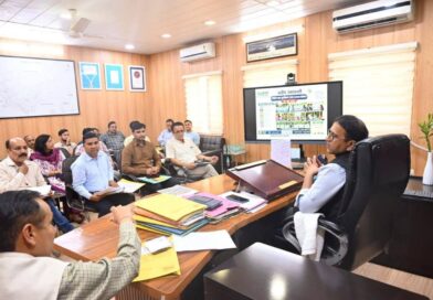 युवा मतदाताओं को जोड़ने के लिए निर्वाचन साक्षरता क्लबों की भूमिका होगी और सशक्त – जिलाधिकारी