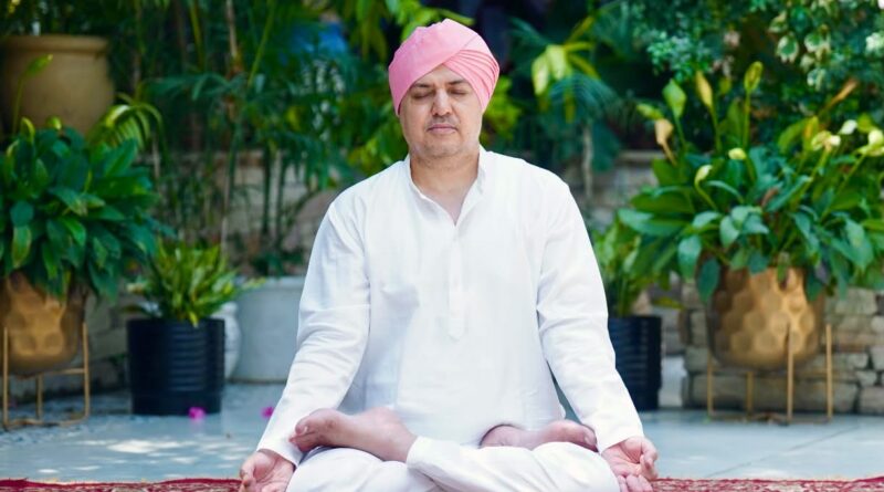 श्रीमहंत देवेन्द्र दास जी महाराज ने अन्तर्राष्ट्रीय योग दिवस पर देशवासियों को दी बधाई