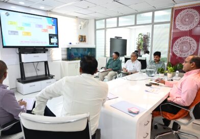 मुख्य निर्वाचन अधिकारी ने की  SIR अभियान की समीक्षा, तीन दिन में 19 लाख से अधिक फार्म वितरित