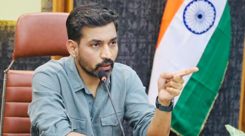 डीएम ने की आपदा तैयारी एवं मानसून पूर्व व्यवस्थाओं की समीक्षा