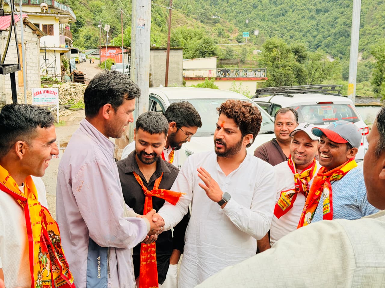 गंगोत्री विधानसभा: 2027 के विधानसभा चुनाव को लेकर क्षेत्र में राजनीतिक हलचलें तेज, विकल्प के रूप में उभर रहे डुण्डा ब्लॉक प्रमुख राजदीप सिंह परमार 