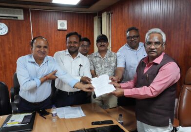 आयुष मंत्री मदन कौशिक ने की विभागीय अधिकारियों के साथ समीक्षा बैठक