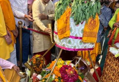 उत्तरकाशी में मुख्यमंत्री पुष्कर सिंह धामी के मुख्यसेवक के रूप में पाँच वर्ष पूर्ण होने के अवसर पर श्री काशी विश्वनाथ मंदिर में विशेष पूजा-अर्चना