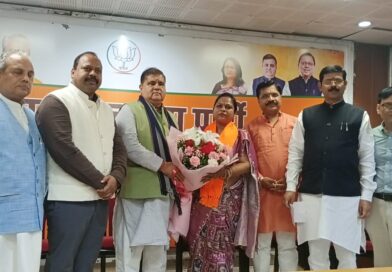 ​ कांग्रेस को बड़ा झटका: महिला जिलाअध्यक्ष समेत कई जनप्रतिनिधि भाजपा में शामिल