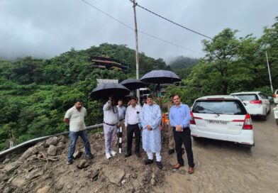 लोनिवि मंत्री सतपाल महाराज ने किया मसूरी, कोल्हूखेत, पानी वाले बैंड सड़क का औचक निरीक्षण
