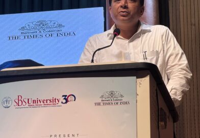 सफलता का आधार केवल अंक नहीं, चरित्र और संस्कार भी जरूरी : डीजी सूचना बंशीधर तिवारी 