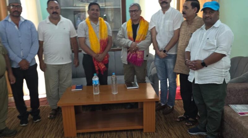 बाघ के आतंक से सहमा जौनपुर, ग्रामीणों ने वन विभाग के सामने उठाई गंभीर समस्याएं