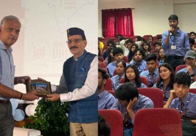 एसजीआरआर विश्वविद्यालय में यूथ कनेक्ट कार्यक्रम का आयोजन