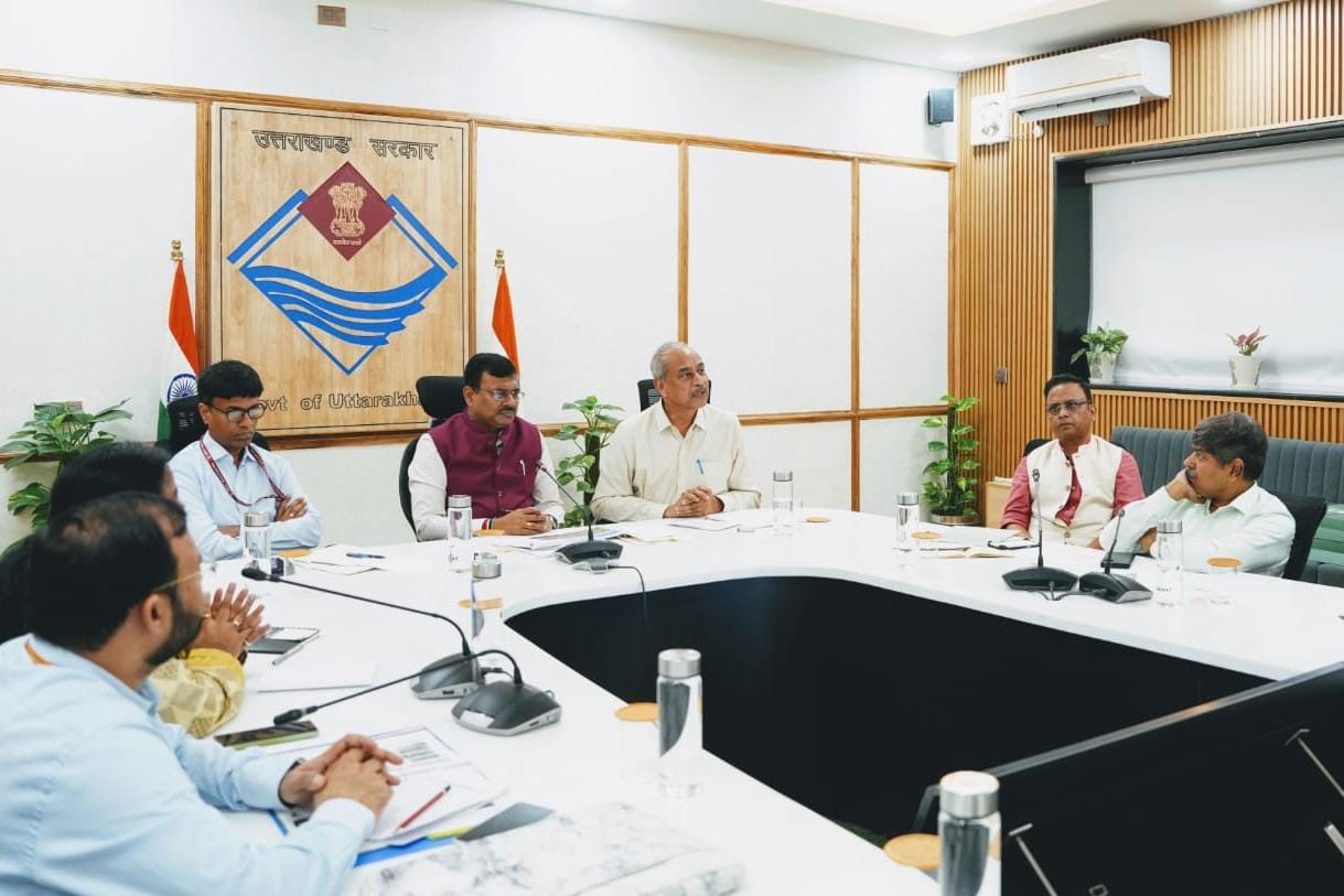 मुख्य सचिव की अध्यक्षता में हुई नीति आयोग के सदस्यों एवं शासन के मध्य बैठक आयोजित