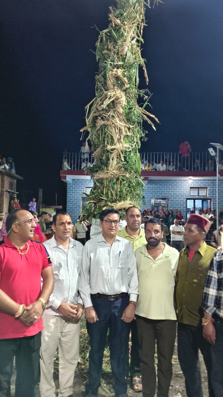 ‎एडीएम शैलेन्द्र सिंह नेगी ने मौगी और पाब गांव में पारंपरिक दुबड़ी लोक पर्व में किया प्रतिभाग