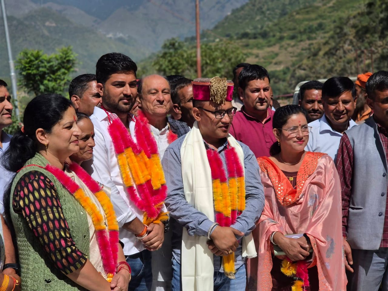 सिंगुड़ी-पिप्यारा मोटर मार्ग का विधायक दुर्गेश्वर लाल ने किया उद्घाटन 